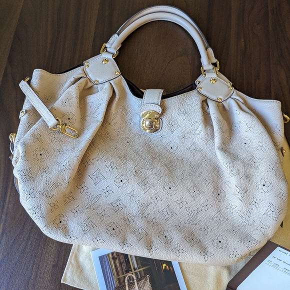 Louis Vuitton Mahina bag - Picture 11 of 16